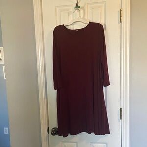 Elegant Burgundy Women's Dress